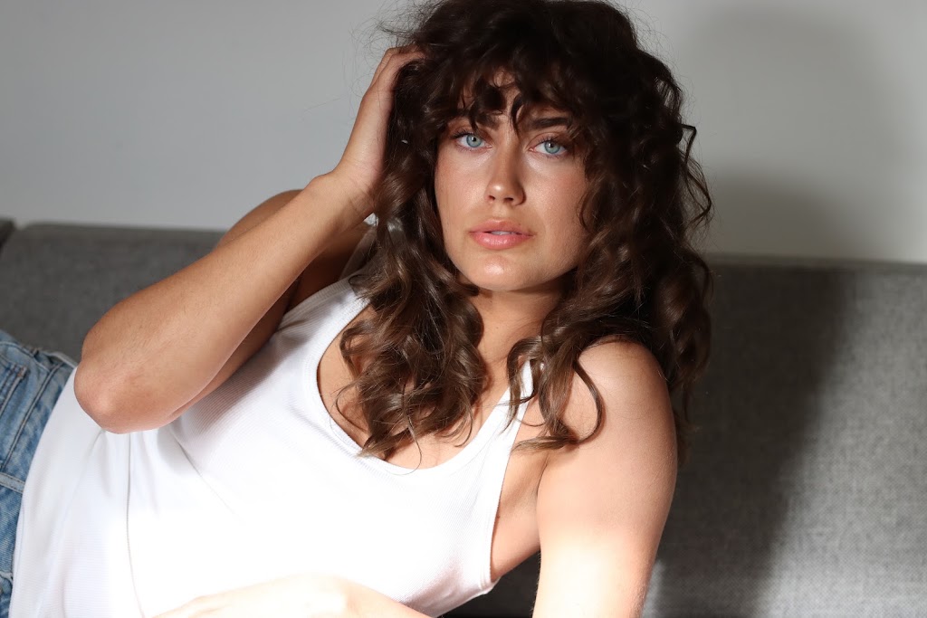 Pageboy Salon 30601