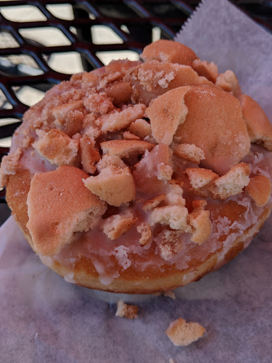 Donut Shop «Rise Biscuits & Donuts», reviews and photos, 1100 Market Center Dr, Morrisville, NC 27560, USA