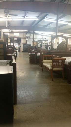 Furniture Store «Akins Furniture (Dogtown)», reviews and photos, 3450 Co Rd 81, Fort Payne, AL 35967, USA