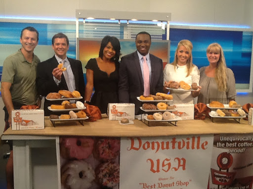 Donut Shop «Donutville U.S.A.», reviews and photos, 14829 Ford Rd, Dearborn, MI 48126, USA