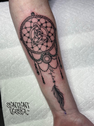 Explore mountain tattoo ideas, creative tattoo ideas in Downingtown, available at Iconic Tattoo Co