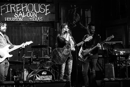 Bar «Firehouse Saloon and Badlands Radio», reviews and photos, 5930 Southwest Fwy, Houston, TX 77057, USA