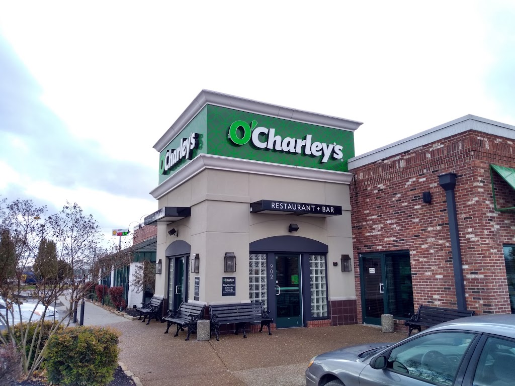 O'Charley's Restaurant & Bar 37090