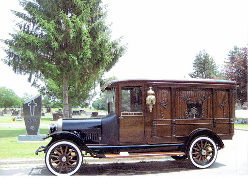 Funeral Home «Cole Funeral Chapel», reviews and photos, 214 E Middle St, Chelsea, MI 48118, USA