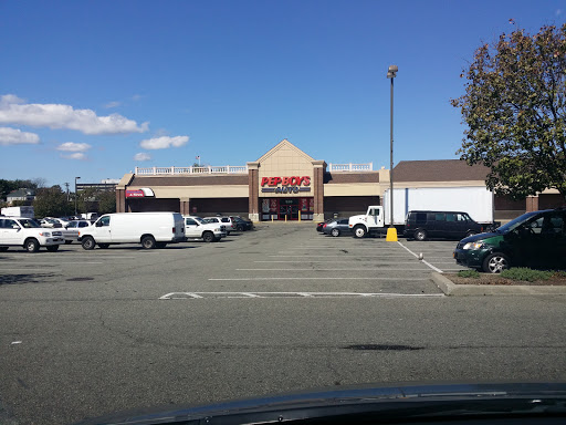 Auto Parts Store «Pep Boys Auto Parts & Service», reviews and photos, 320 Peninsula Blvd, Hempstead, NY 11550, USA