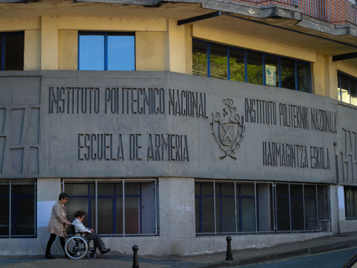 CIFP Armeria Eskola LHII, Centro escolar en Eibar,Gipuzkoa