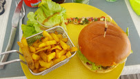 Hamburger du Restaurant Jules et Julie à Saint-Georges-d'Oléron - n°3