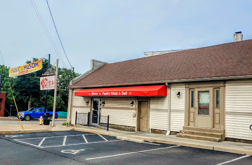 Servatii Pastry Shop & Deli, 106 W Main St, Mason, OH 45040, USA, 