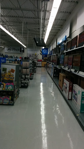 Discount Store «Walmart», reviews and photos, 465 Bridgeport Ave, Shelton, CT 06484, USA