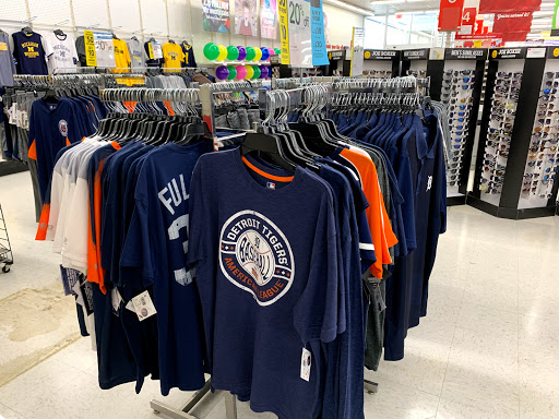 Discount Store «Kmart», reviews and photos, 6730 River Rd, Marine City, MI 48039, USA