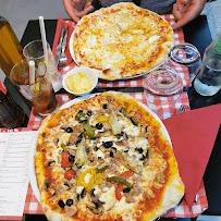 Pizza du Pizzeria Bella Mora à Le Plessis-Belleville - n°10