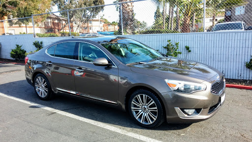 Oil Change Service «GENIE CAR WASH & LUBE - W POINT LOM», reviews and photos, 3949 W Point Loma Blvd, San Diego, CA 92110, USA