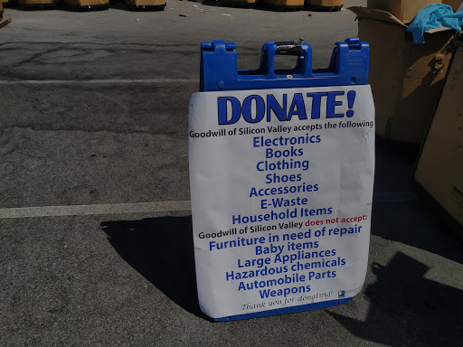 Thrift Store «Goodwill of Silicon Valley», reviews and photos, 855 E El Camino Real, Mountain View, CA 94040, USA