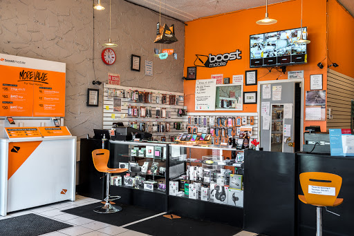 Telecommunications Service Provider «Boost Mobile», reviews and photos, 1109 W Broadway Ave, Minneapolis, MN 55411, USA