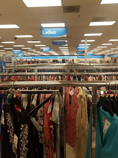 Clothing Store «Ross Dress for Less», reviews and photos, 1022 Crossings Blvd, Spring Hill, TN 37174, USA