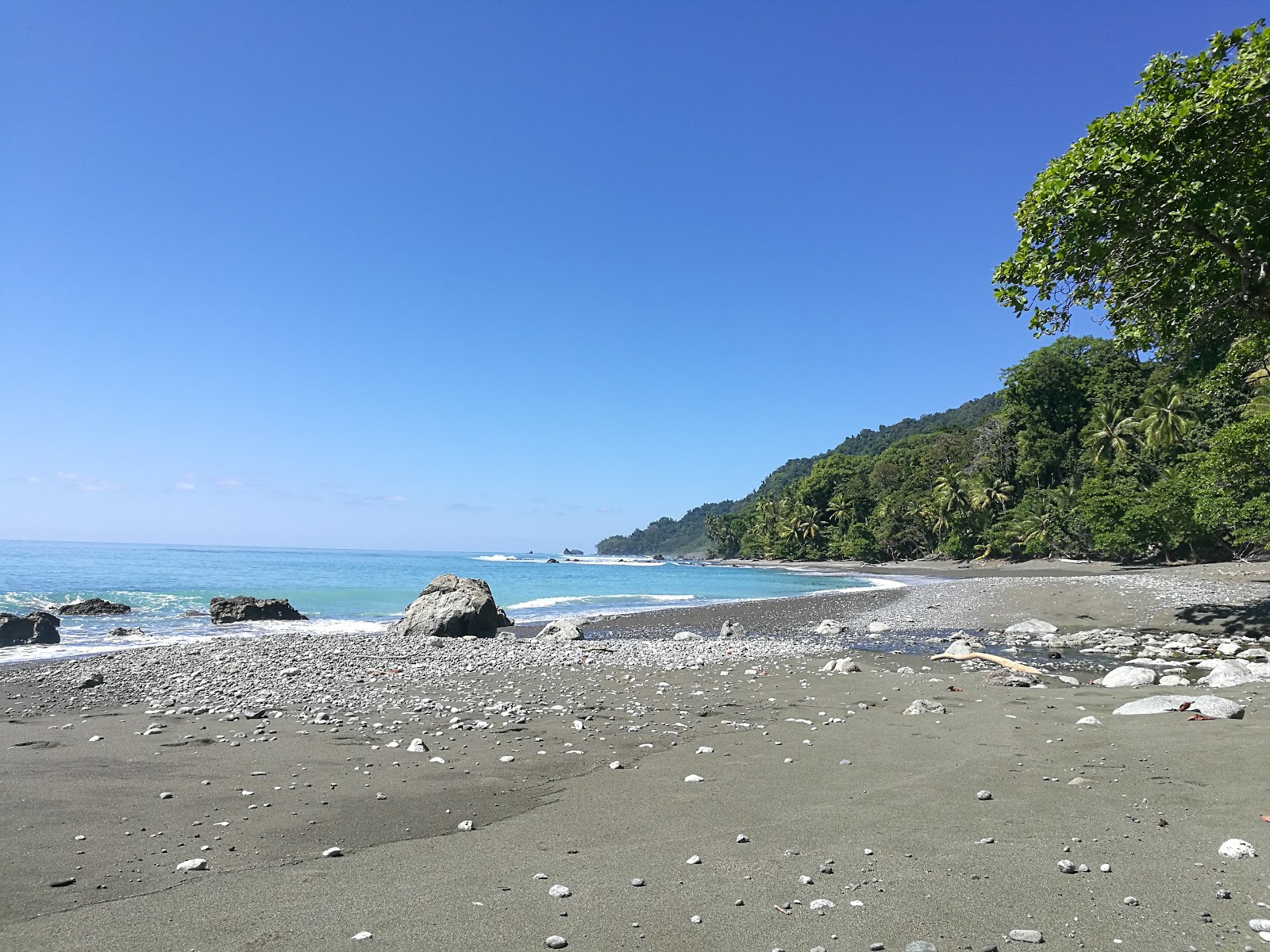 Photo de Playa Paraiso avec un niveau de propreté de partiellement propre