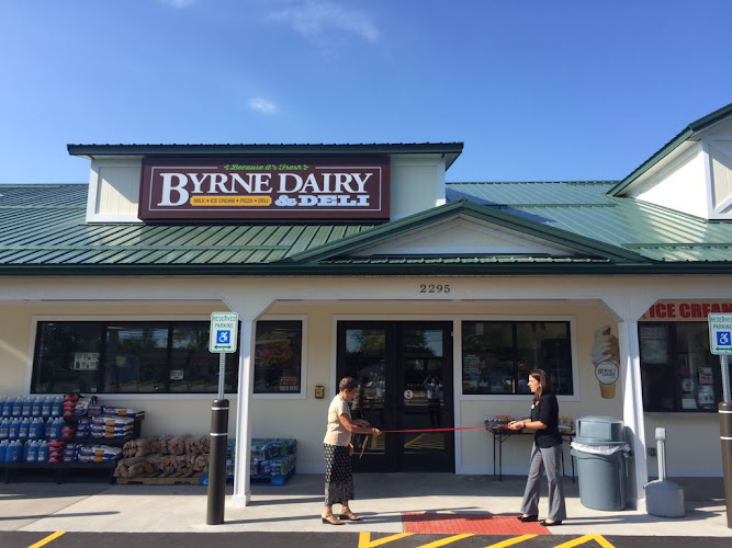 #1 best pizza place in Canandaigua - Byrne Dairy and Deli