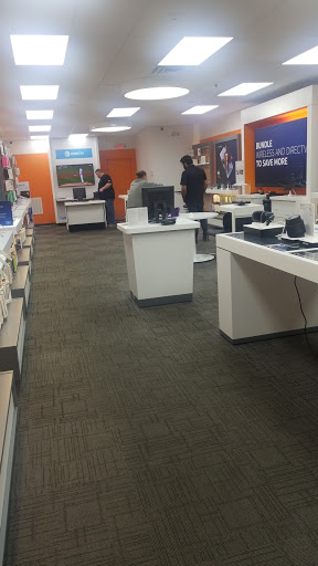 Cell Phone Store «AT&T Authorized Retailer», reviews and photos, 9542 Old Keene Mill Rd, Burke, VA 22015, USA