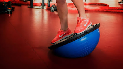 CENTRO DE ENTRENAMIENTO Y REHABILITACIóN DEPORTIVA