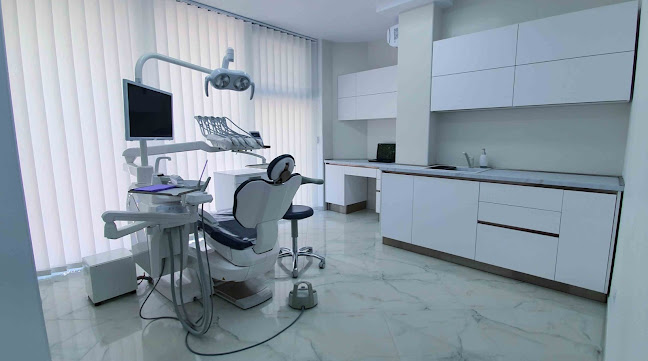 Opinii despre Clinică Dentară - Dr. Dimitriu Lyudmyla în <nil> - Dentist