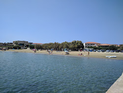 Paralia Methonis'in fotoğrafı uzun koy ile birlikte