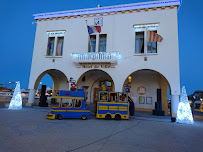 Mairie des Saintes-Maries-de-la-Mer du Restaurant Chez Boisset à Saintes-Maries-de-la-Mer - n°2