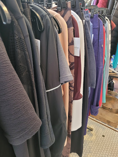 Consignment Shop «re•volve», reviews and photos, 103 SW 2nd St, Corvallis, OR 97333, USA