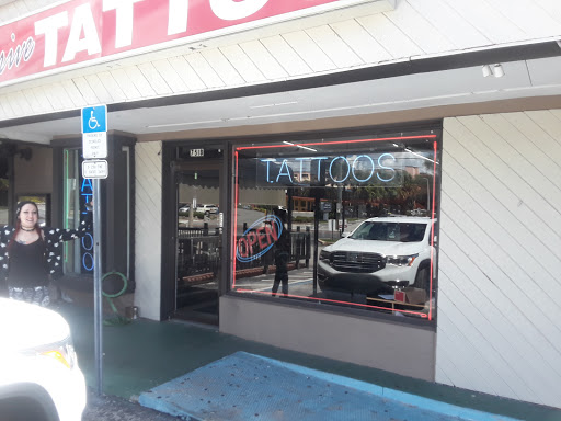 Tattoo Shop «iDrive Tattoo Shop Orlando», reviews and photos, 7513 International Dr, Orlando, FL 32819, USA