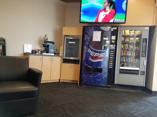 Toyota Dealer «Voss Toyota», reviews and photos, 2110 Heller Dr, Dayton, OH 45434, USA