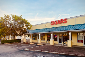 Puro Cigars Lounge image