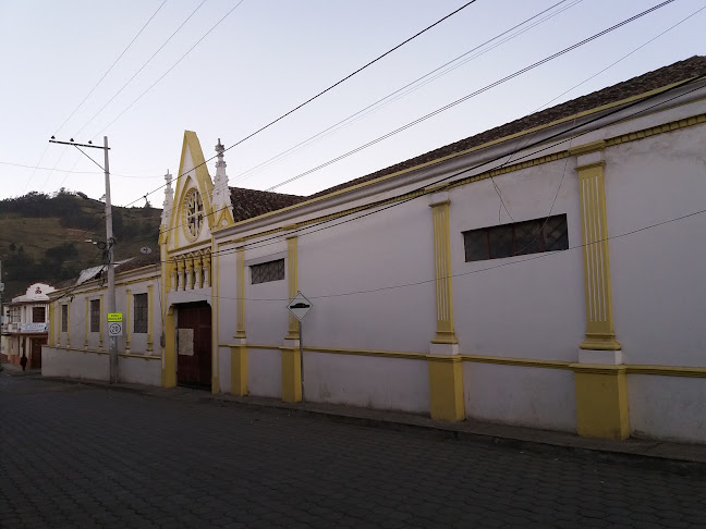 Iglesia Católica Colonial San Pedro de Licto - Licto