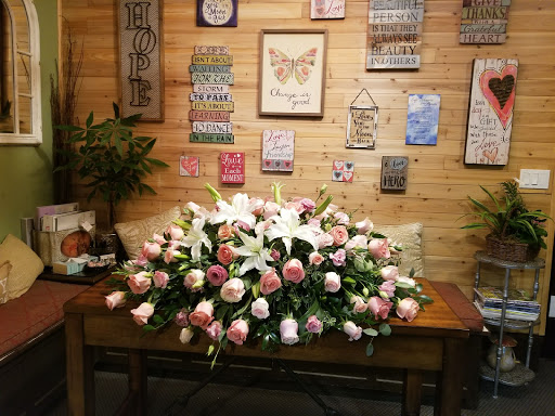 Florist «Mums the Word-A Florist», reviews and photos, 1175 N Berkeley Ave, Fullerton, CA 92832, USA