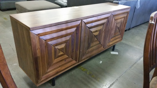 Furniture Store «Furniture & Cabinet Outlet Center», reviews and photos, 7716 Service Center Dr, West Chester Township, OH 45069, USA