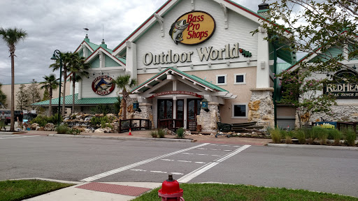 Sporting Goods Store «Bass Pro Shops», reviews and photos, 10501 Palm River Rd, Tampa, FL 33619, USA