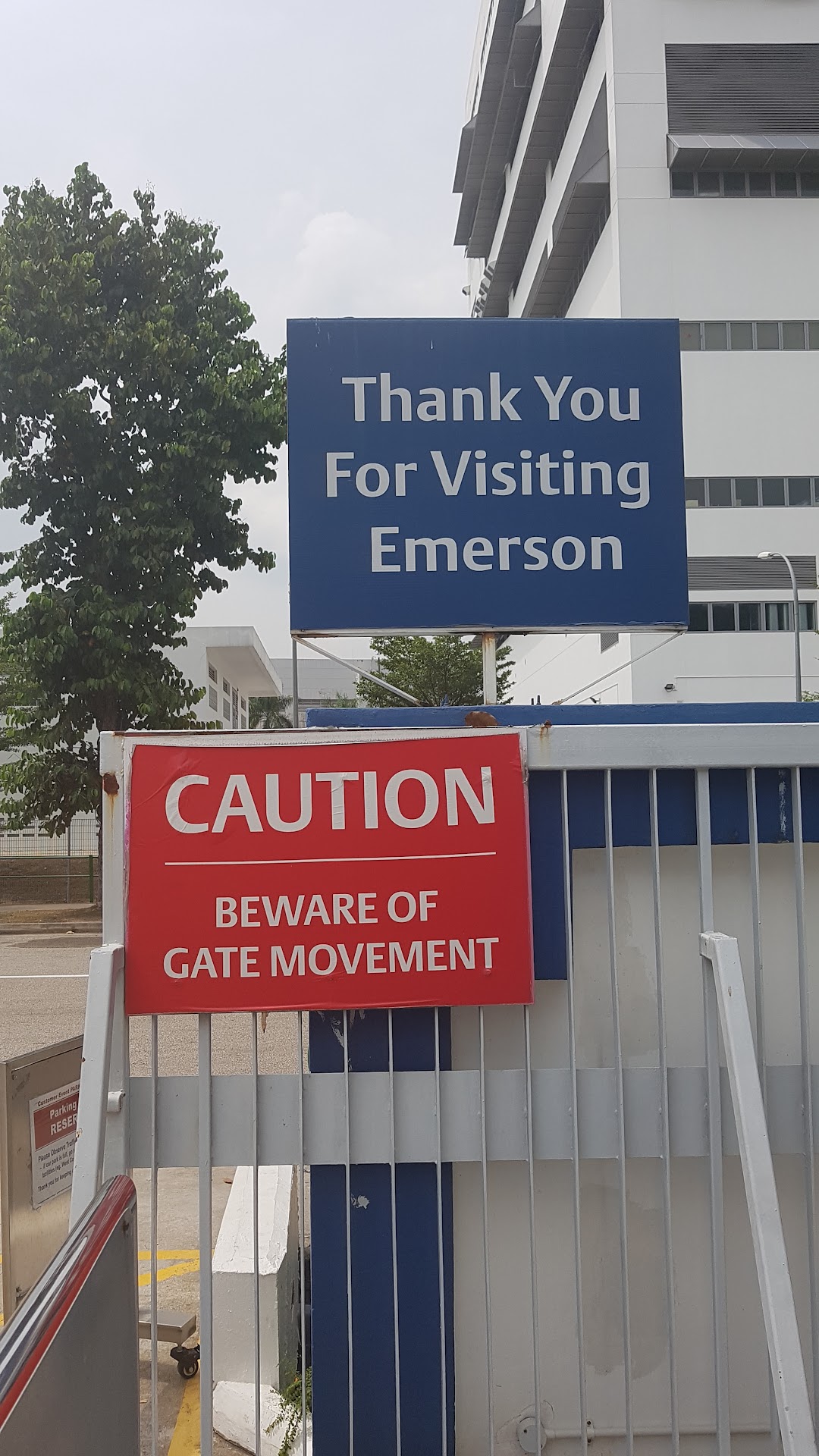 Emerson Process Management Asia Pacific Pte Ltd (Singapore Dist Centre)