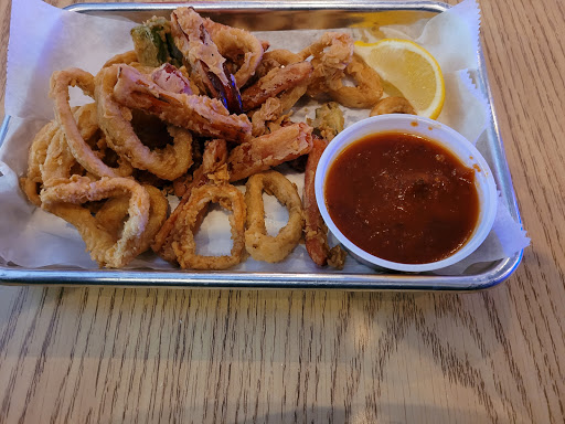 American Restaurant «The Reef Seafood & Steak Restaurant», reviews and photos, 2618 Carpenter Station Rd, Wilmington, DE 19810, USA