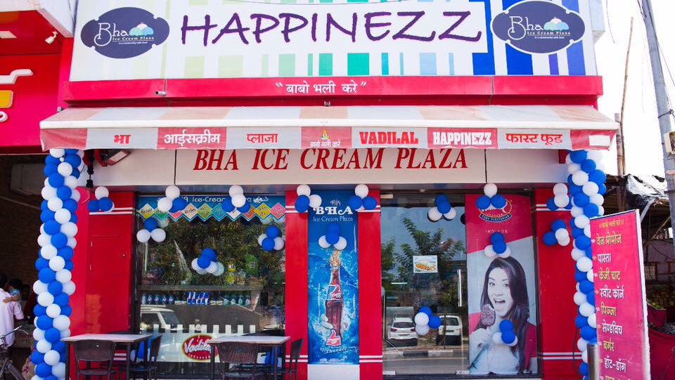 Bha Ice Cream Plaza (Vadilal Happinezz)