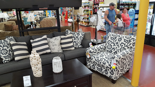 Grocery Store «The Andersons Store», reviews and photos, 530 Illinois Ave, Maumee, OH 43537, USA