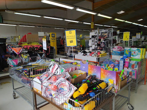 Magasin discount Max Plus Lorient Lorient