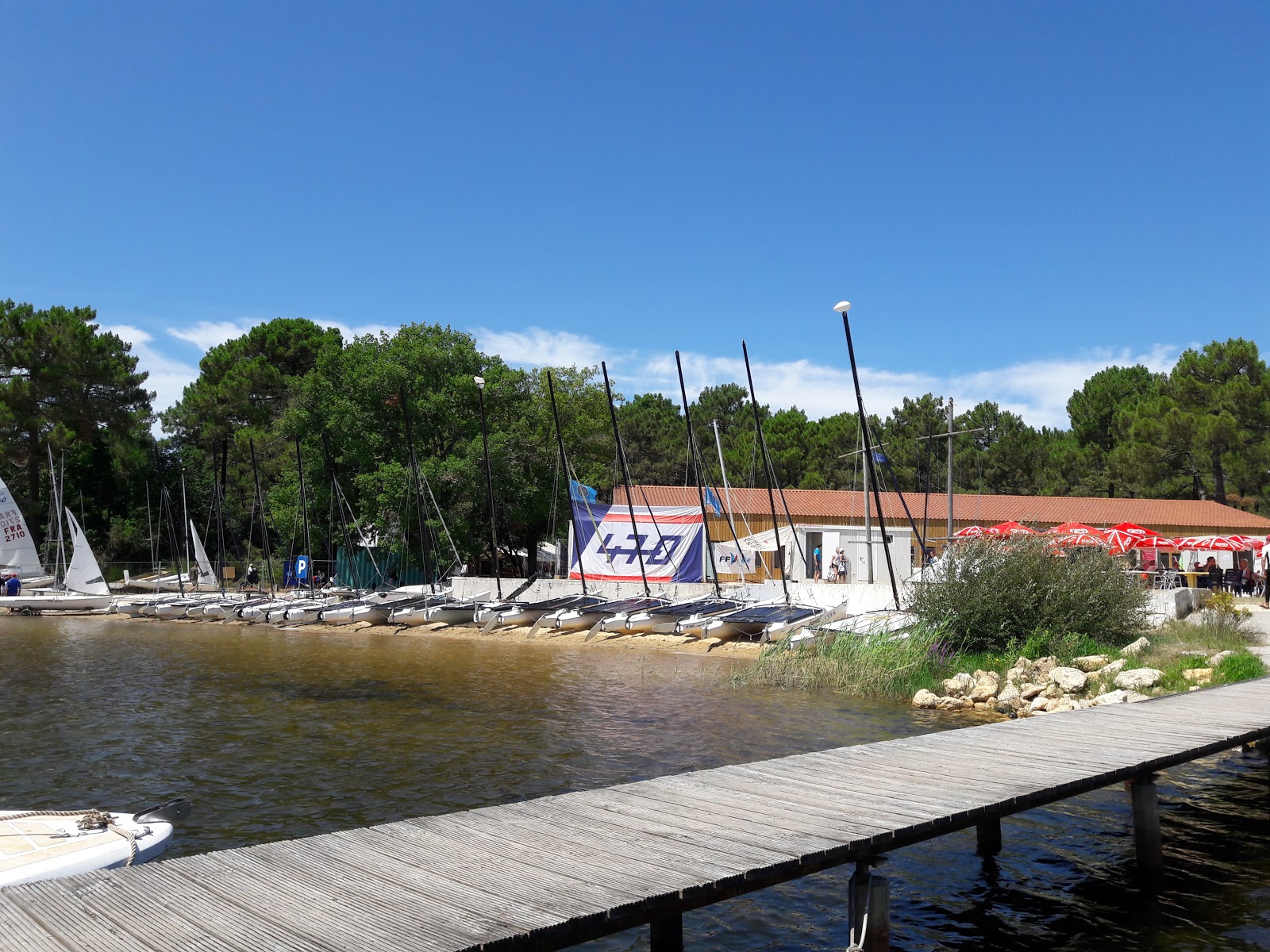 Foto av Plage de Piqueyrot och bosättningen
