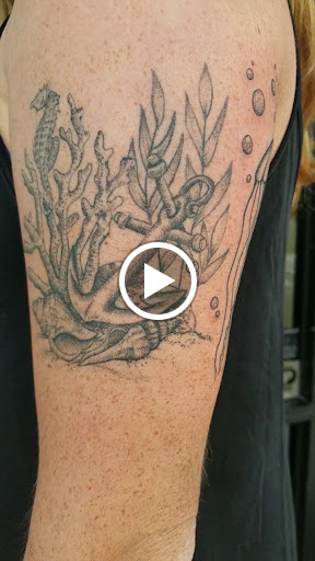 Tattoo Shop «Tiger Lotus Tattoo and Piercing», reviews and photos, 17230 S Tamiami Trail, Fort Myers, FL 33908, USA