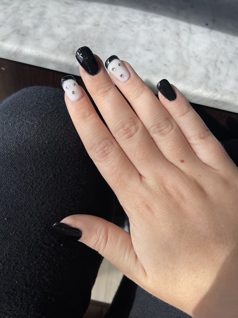 Sparkle 10 Nail Spa 11715