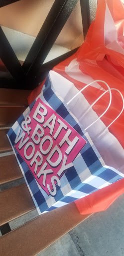 Beauty Supply Store «Bath & Body Works», reviews and photos, 800 GA-400, Dawsonville, GA 30534, USA