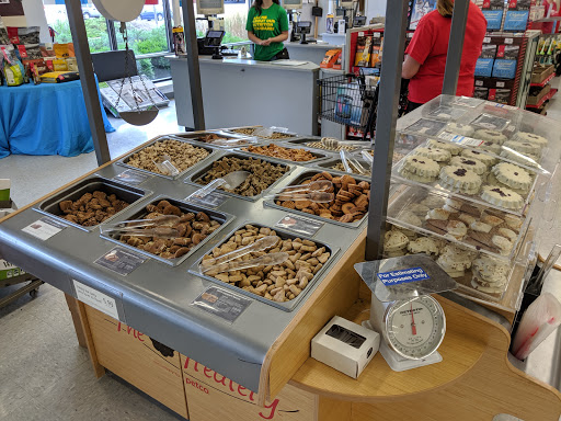 Pet Supply Store «Petco Animal Supplies», reviews and photos, 10025 N Michigan Rd #160, Carmel, IN 46032, USA