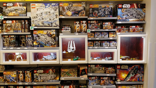 Toy Store «The LEGO Store», reviews and photos, 6170 Grand Ave, Gurnee, IL 60031, USA