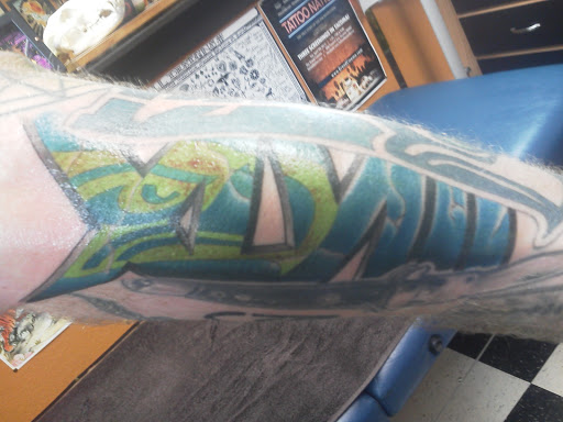 Tattoo Shop «Flaming Dragon Tattoo Co», reviews and photos, 3514 Pacific Ave, Tacoma, WA 98418, USA