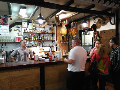 Bar La Bodeguita - C. Asunción, 22, 41200 Alcalá del Río, Sevilla, Spain