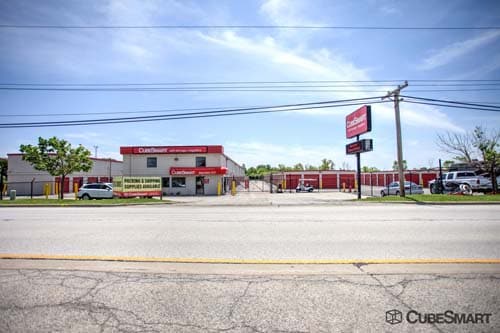 Self-Storage Facility «CubeSmart Self Storage», reviews and photos, 3301 Buckley Rd, North Chicago, IL 60064, USA