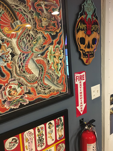 Tattoo Shop «NoodlesTattoo Co. & Studio», reviews and photos, 28W289 Warrenville Rd, Warrenville, IL 60555, USA