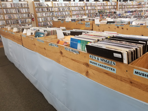 Used Book Store «Richard McKay Used Books», reviews and photos, 8345 Sudley Rd, Manassas, VA 20109, USA